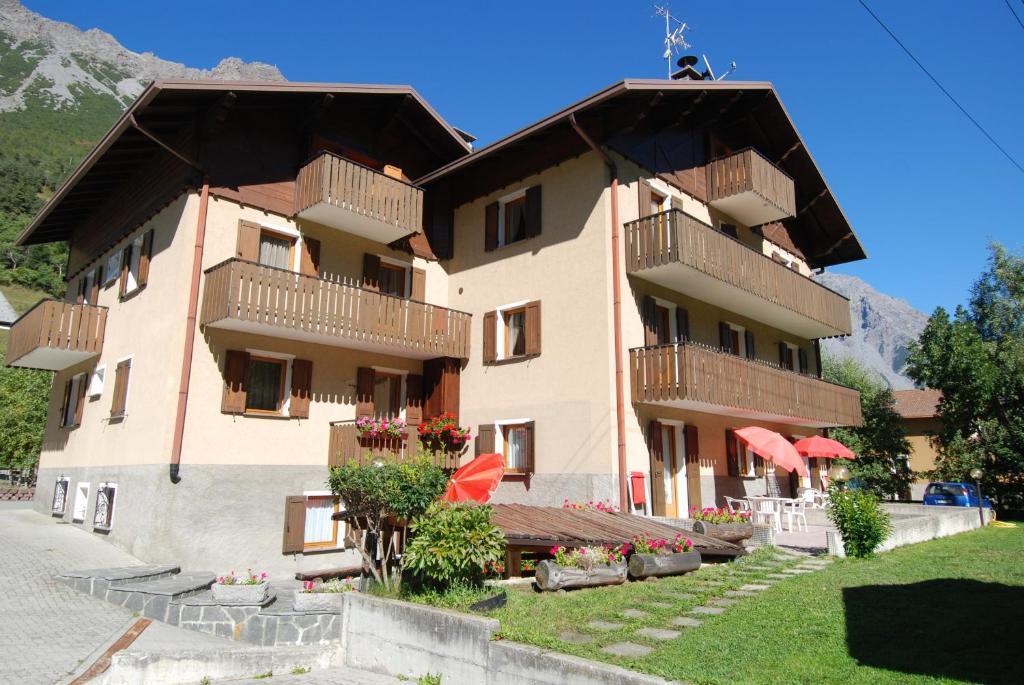 Residence Pian del Vino Pradelle Exterior foto